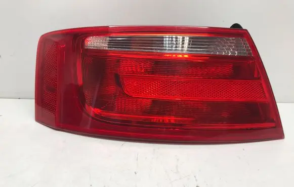 Audi A5 8T 8F Rear/tail lights 8T0945095