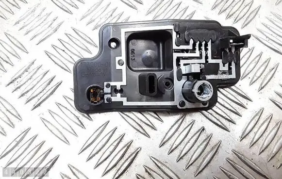 Ford S-MAX Tail light bulb cover holder 17320201