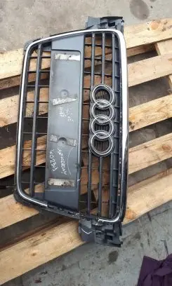 Audi A4 S4 B8 8K Front grill 8K0853651
