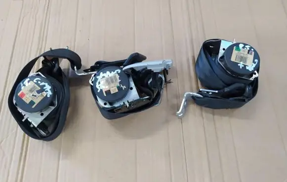 Ford Focus C-MAX Rear seatbelt