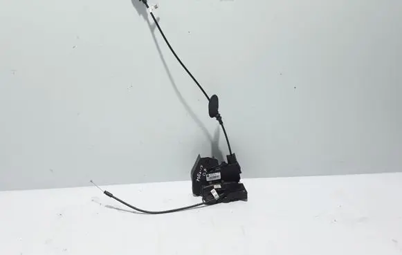 Renault Megane IV Front door lock 805020256R