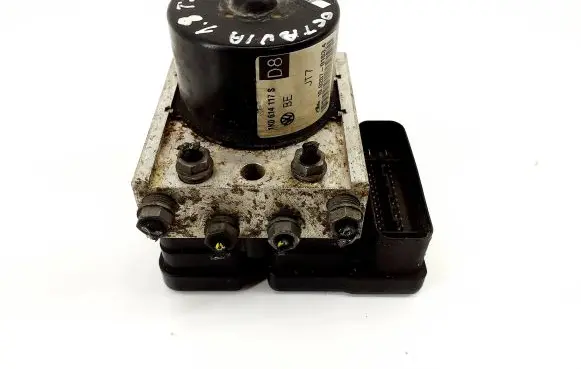 Skoda Octavia Mk2 (1Z) ABS Pump 1K0614117S 1K0907379AK