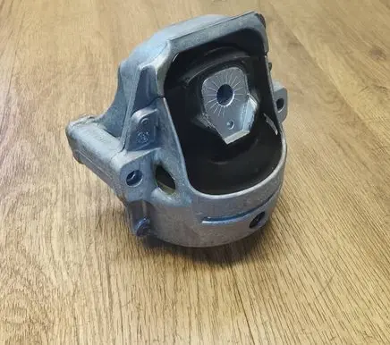 Porsche Macan (95B) Engine mount bracket 8R0199381