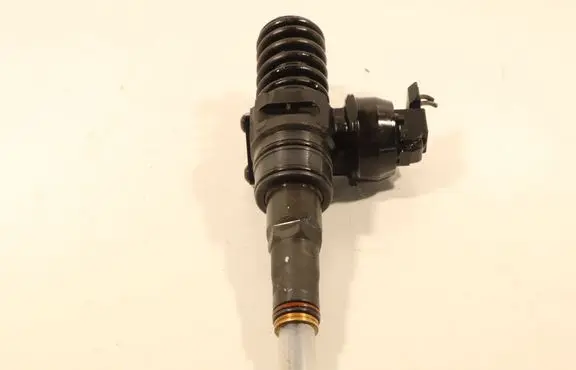Audi A4 S4 B6 8E 8H Fuel injector 0414720216