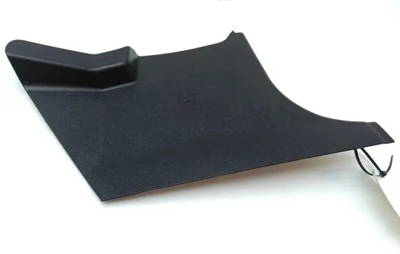 Foot area side trim