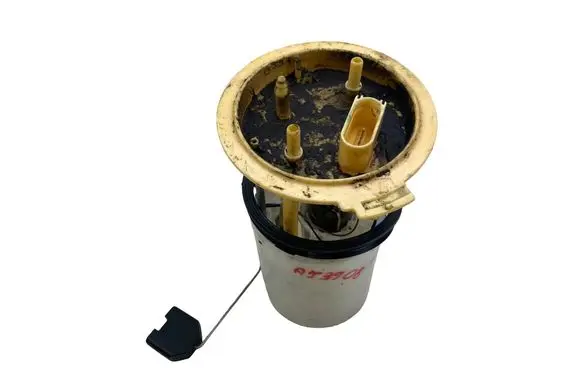 Volkswagen PASSAT B7 Fuel injection high pressure pump