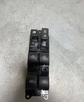 Mitsubishi Outlander Electric window control switch 8608A416