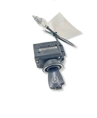 Mercedes-Benz C W203 Ignition lock 2095451708