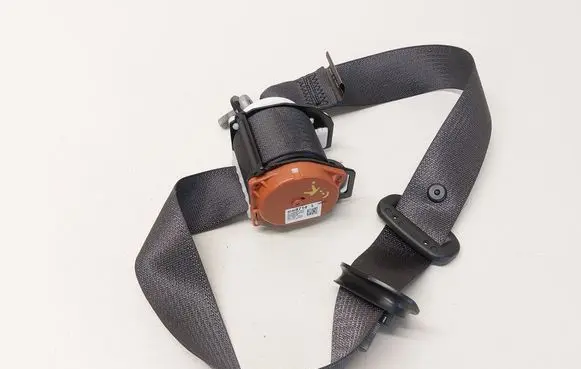 Opel Mokka X Rear seatbelt 42469714