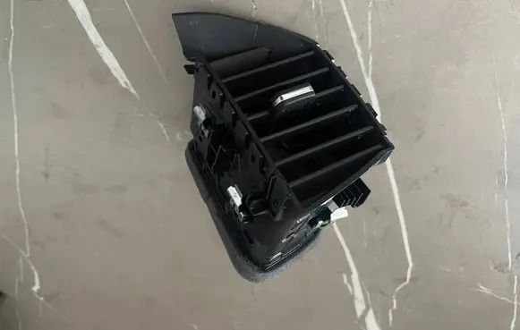 Opel Mokka B Dashboard air vent grill cover trim 98362776ZD
