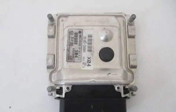 KIA Venga Engine control unit/module 1038407759