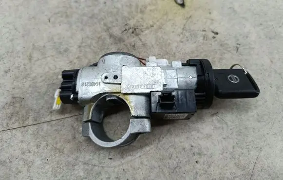 Nissan Qashqai Ignition lock 