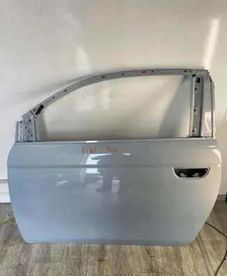 Fiat 500E Front door