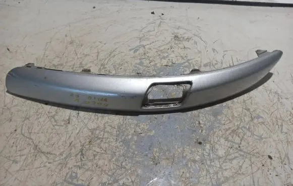 Volkswagen Golf V Under headlight/headlamp trim 1K0807717C