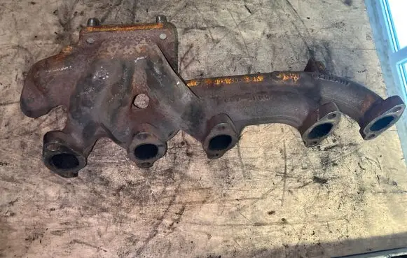 Volvo S70 V70 V70 XC Exhaust manifold 074253033K