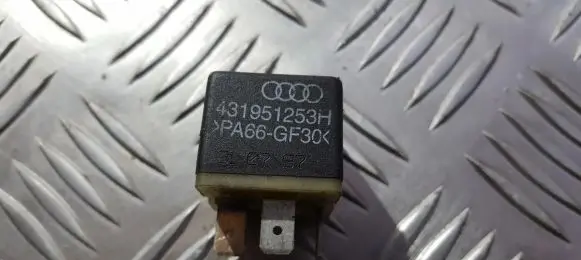 Volkswagen PASSAT B3 Other relay 431951253h