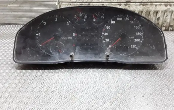 Audi A4 S4 B5 8D Speedometer (instrument cluster) 8D0919034