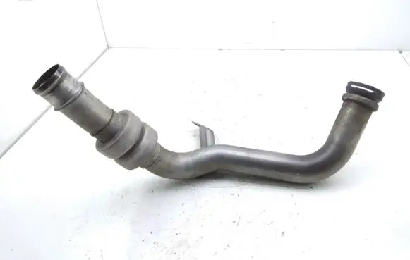 Nissan Qashqai+2 Intercooler hose/pipe