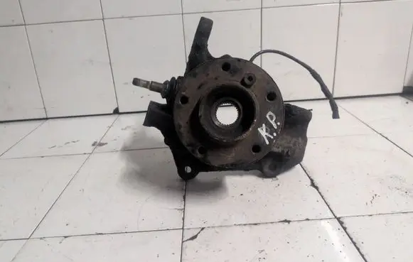 BMW 5 E60 E61 Front wheel hub spindle knuckle 