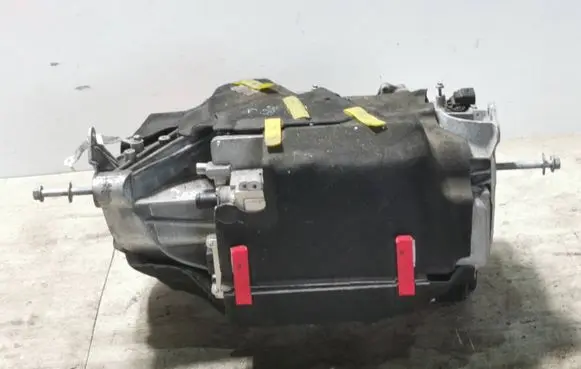 Polestar 2 Electric car motor EPABLA 7001048 1216772