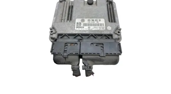Volkswagen Touran I Engine control unit/module 03G906021DM 0281012737 1039S13438