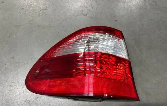 Mercedes-Benz E W211 Rear/tail lights A2118201564 379005
