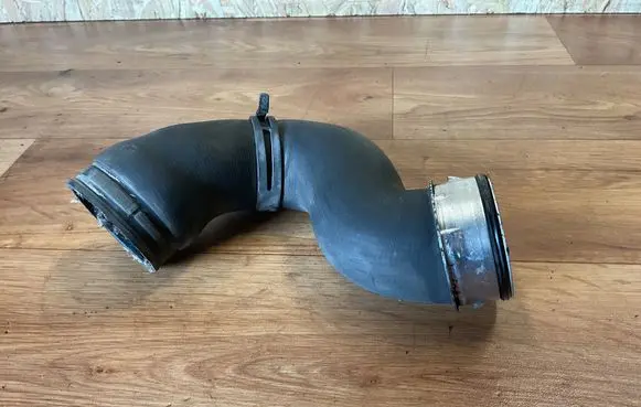 Volkswagen Caddy Intercooler hose/pipe 3C0145770B