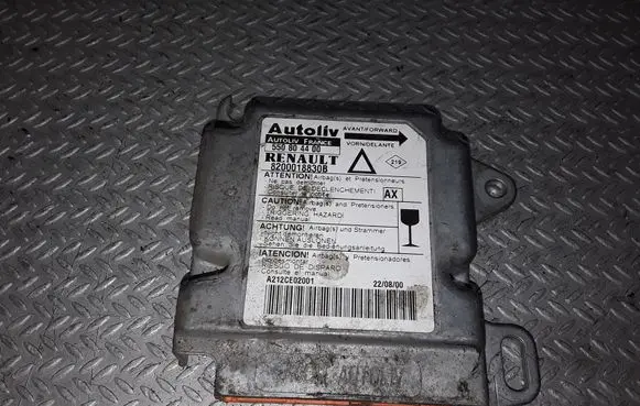 Renault Laguna I Airbag control unit/module 550804400 8200018830B