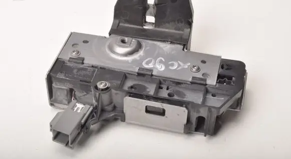 Volvo XC90 Tailgate lock latch 31253053
