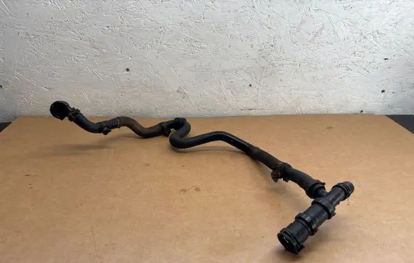 Peugeot 3008 II Engine coolant pipe/hose PA66GF30 1800580415