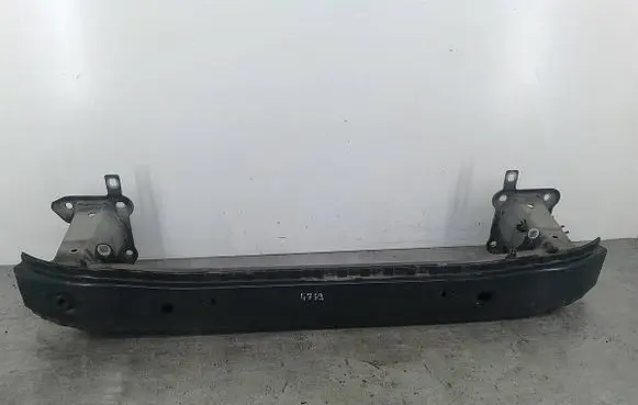 Volvo V50 Front bumper support beam 