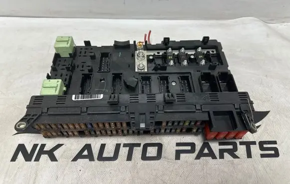 BMW X5 E53 Fuse module 8380409