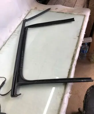 Mercedes-Benz GLA H247 Rubber seal rear door window/glass A2477354300