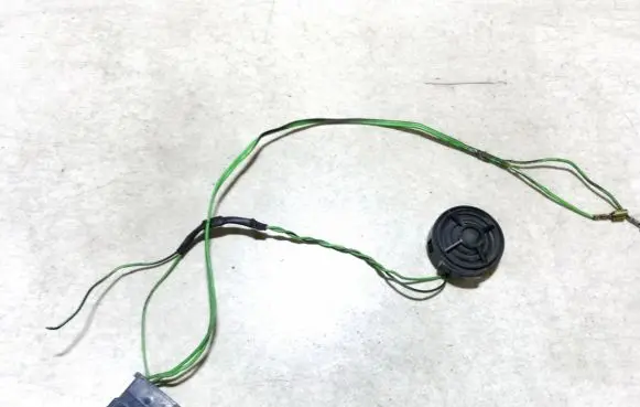 Audi A3 S3 8L Front door speaker 8l0035399