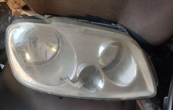Volkswagen Touran I Headlight/headlamp 2K0941006B