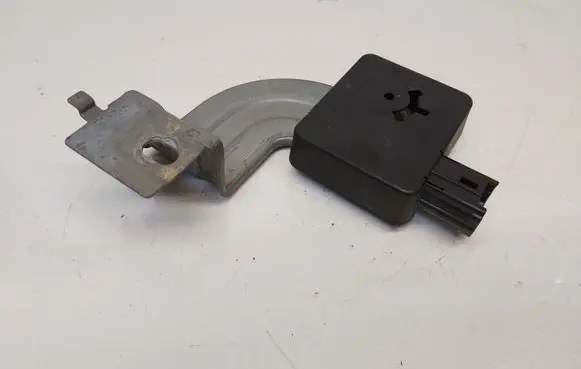 Nissan X-Trail T32 Alarm relay 161006