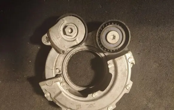 Hyundai Tucson TL Generator/alternator belt tensioner 252812U301 F62069901