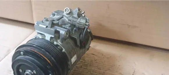 Mercedes-Benz C W204 Air conditioning (A/C) compressor (pump) 4472605983 10Q05267 6SBU16C