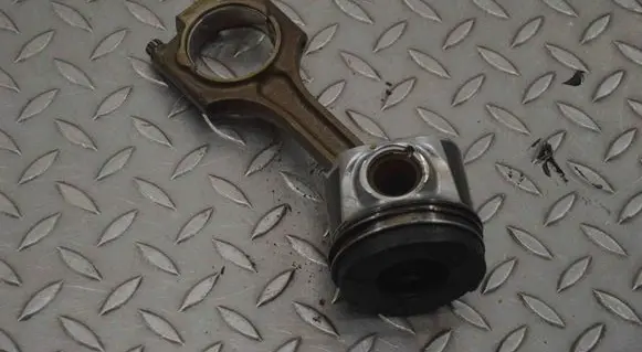 Piston