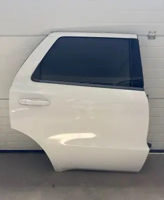 Dodge Durango Rear door