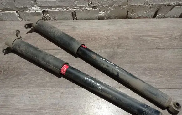 Volvo V40 Rear shock absorber/damper 349194