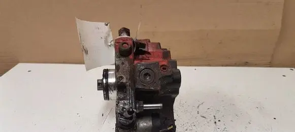 Volvo V70 Fuel injection high pressure pump 0445010111 30756125 0928400573