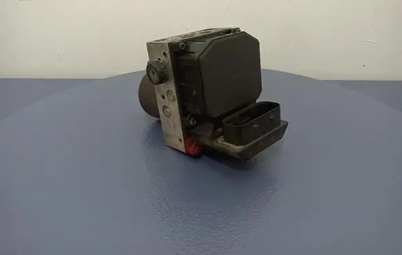 Volkswagen PASSAT B5.5 ABS Pump 4B0614517G