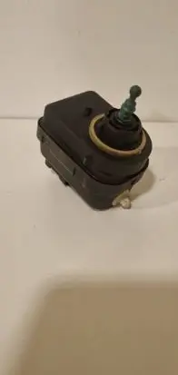 Volvo V70 Headlight level adjustment motor 0-0435-MA-1