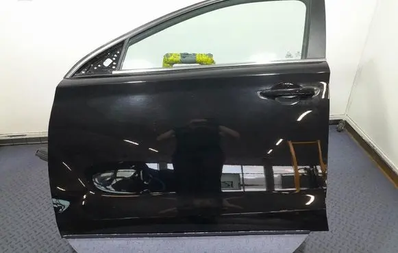 Hyundai i30 Front door
