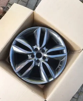 Hyundai Santa Fe R19 alloy rim 529104Z195 529102W195