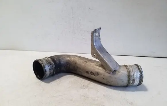 Intercooler hose/pipe
