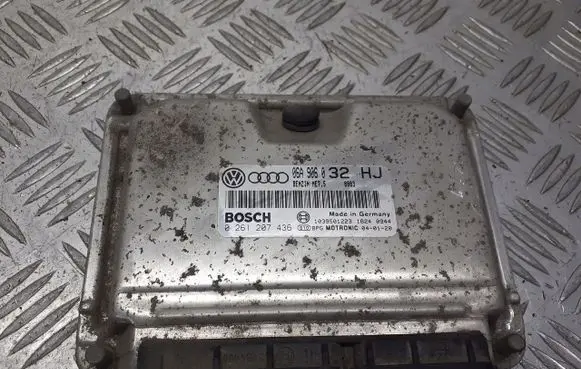 Skoda Octavia Mk2 (1Z) Engine control unit/module ECU 0261207436