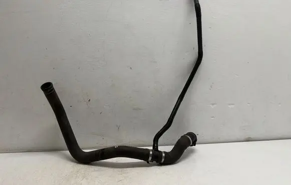 Peugeot Boxer Engine coolant pipe/hose 1379287080