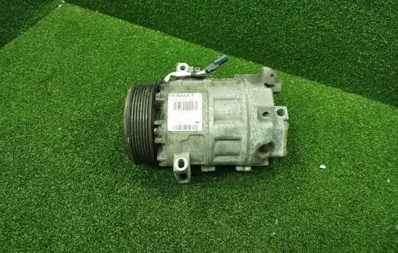 Renault Trafic III (X82) Air conditioning (A/C) compressor (pump) 8200848916